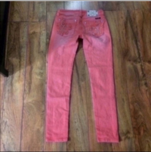 Gorgeous Miss Me skinny jeans - Picture 2 of 3